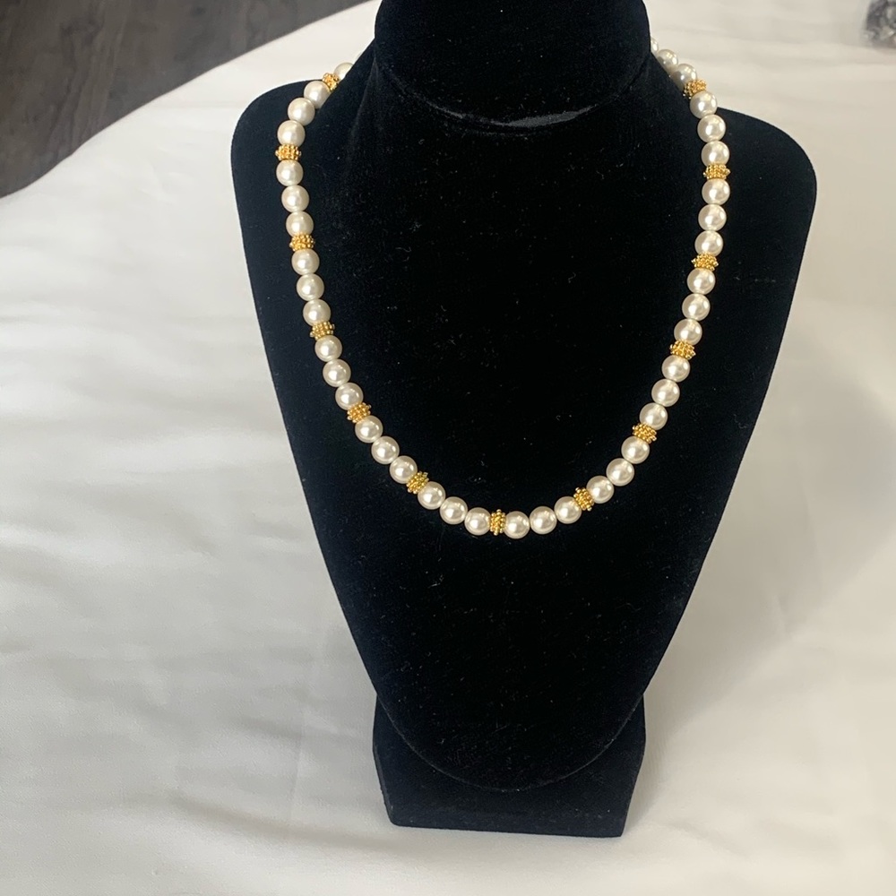 Classic ivory pearls with gold separator beads